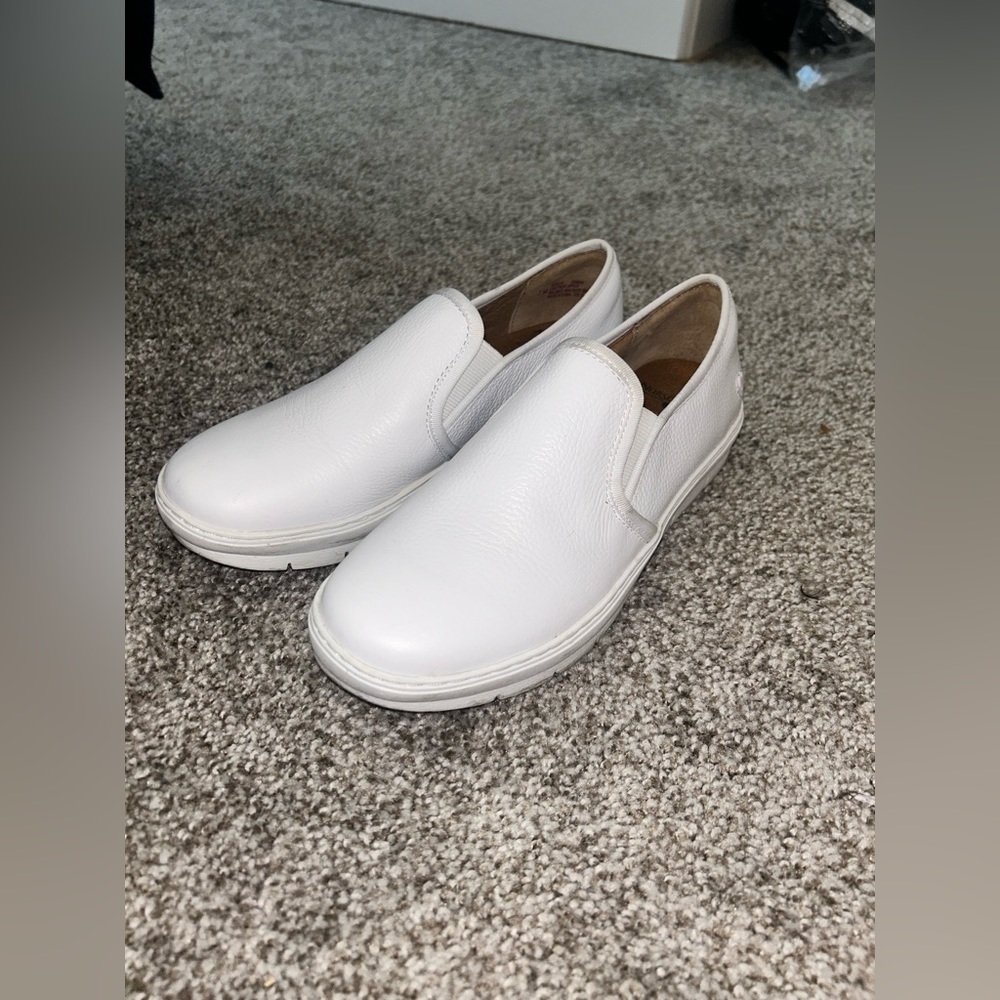 Nurse mates pillow top clinical shoes. Non slip. Size 7